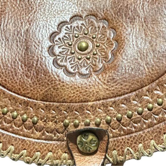 Patricia Nash Jovanna Distressed Cognac Tooled Italian Leather Tassel Backpack - Picture 4 of 15